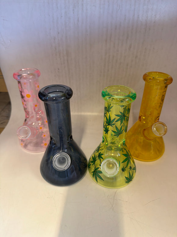 Beaker neon color 6.5” water pipe